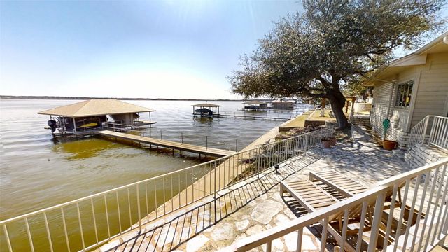 4917 Rio Vista Drive, Granbury, TX 76049