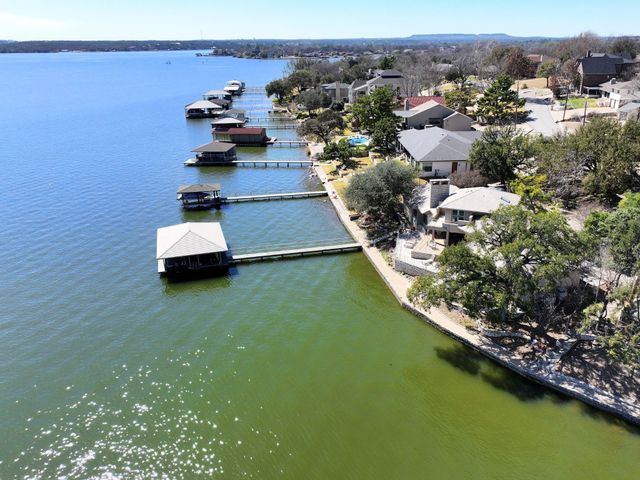 4917 Rio Vista Drive, Granbury, TX 76049