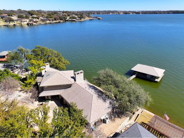 4917 Rio Vista Drive, Granbury, TX 76049
