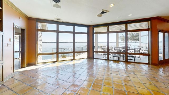 4917 Rio Vista Drive, Granbury, TX 76049