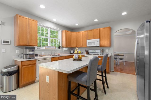 23351 TRIPLE CROWN DR, Ruther Glen, VA 22546