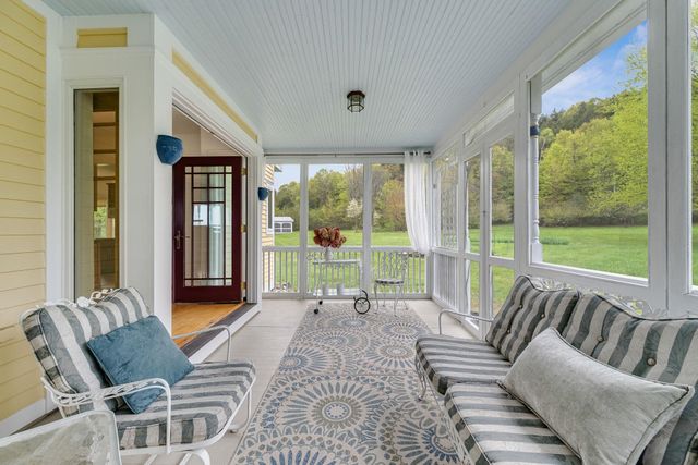 302 Ledge Hill Drive, Georgia, VT 05478