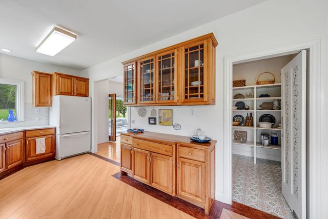 302 Ledge Hill Drive, Georgia, VT 05478