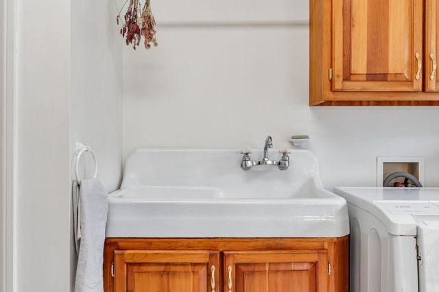 302 Ledge Hill Drive, Georgia, VT 05478