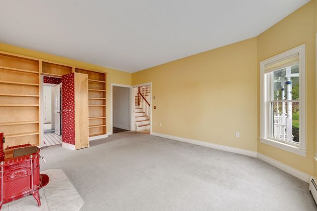 302 Ledge Hill Drive, Georgia, VT 05478