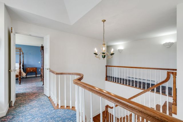 302 Ledge Hill Drive, Georgia, VT 05478