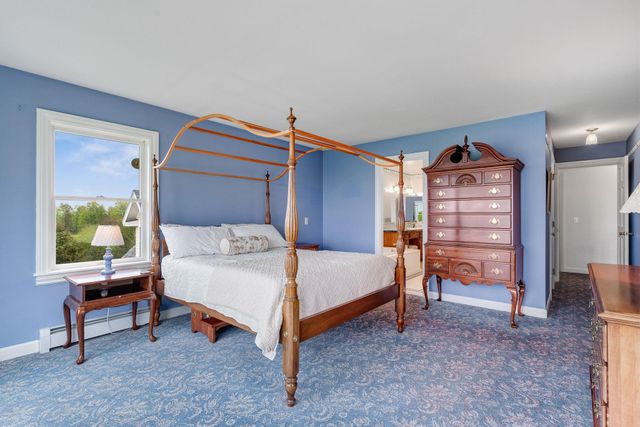 302 Ledge Hill Drive, Georgia, VT 05478