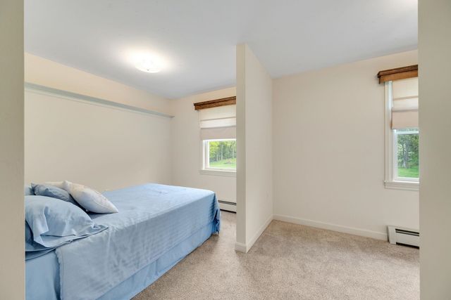 302 Ledge Hill Drive, Georgia, VT 05478
