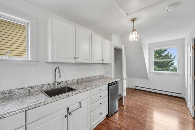 302 Ledge Hill Drive, Georgia, VT 05478