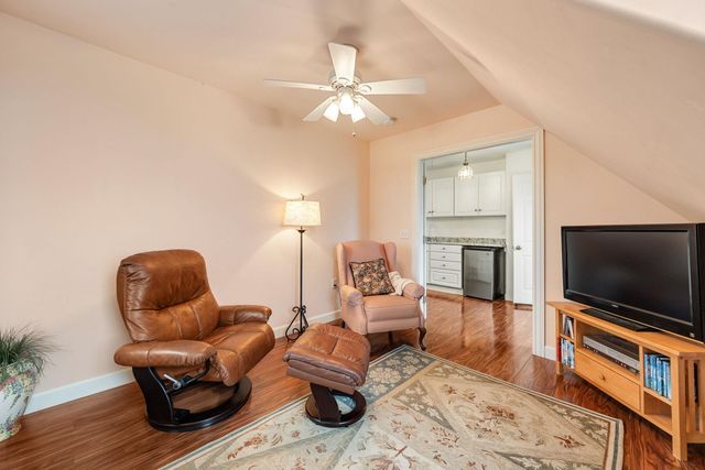 302 Ledge Hill Drive, Georgia, VT 05478