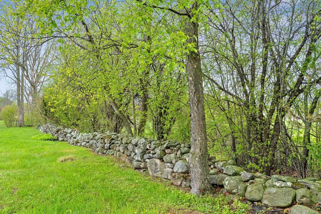 302 Ledge Hill Drive, Georgia, VT 05478