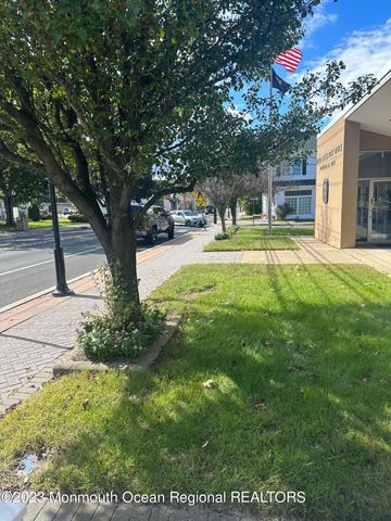 141 E Main Street, Tuckerton, NJ 08087