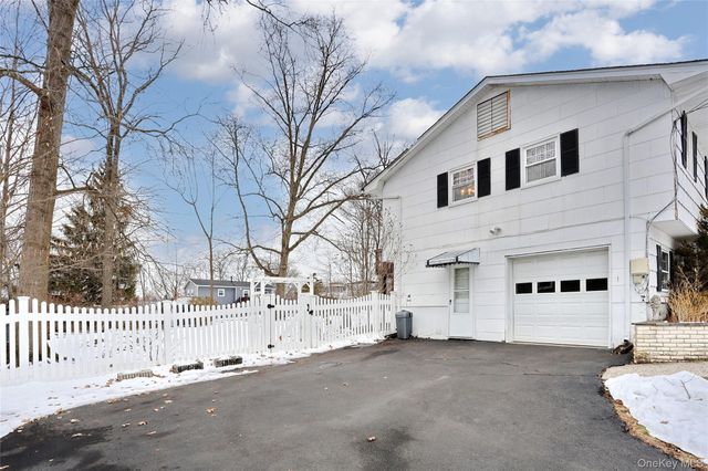 47 Lakeland Avenue, Congers, NY 10920