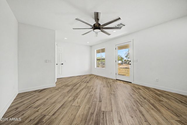 7327 N 185TH Avenue, Waddell, AZ 85355