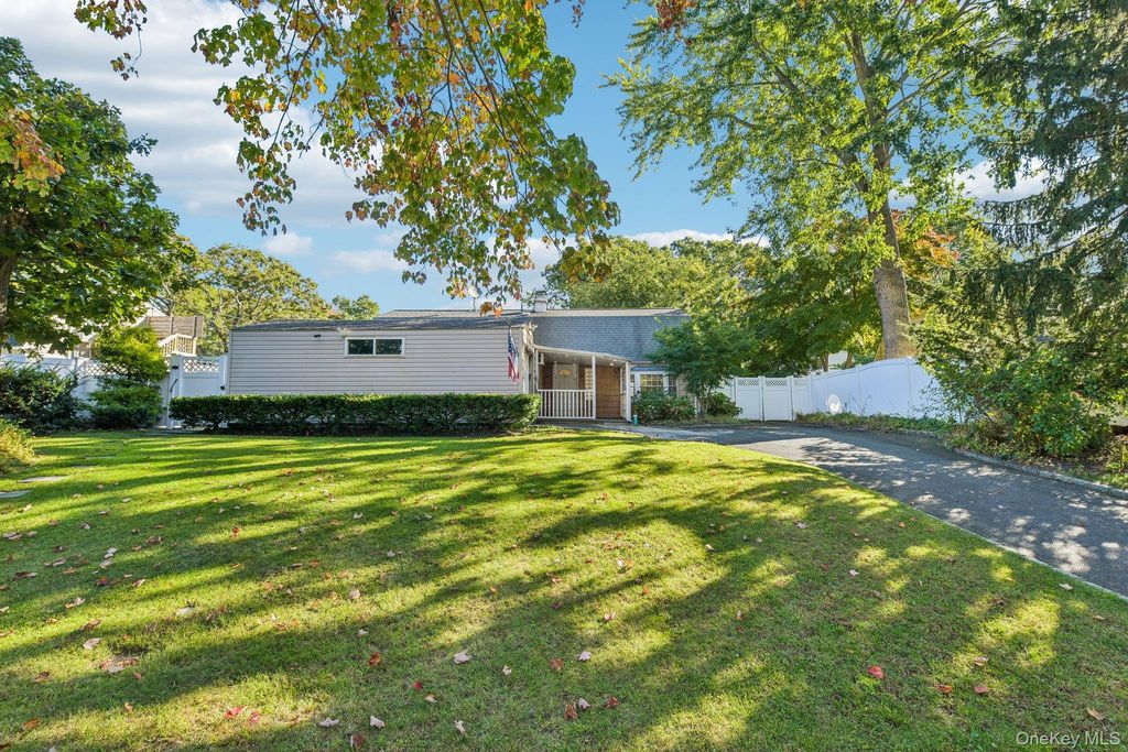 3 Reydon Way, Farmingville, NY 11738 — photo 5