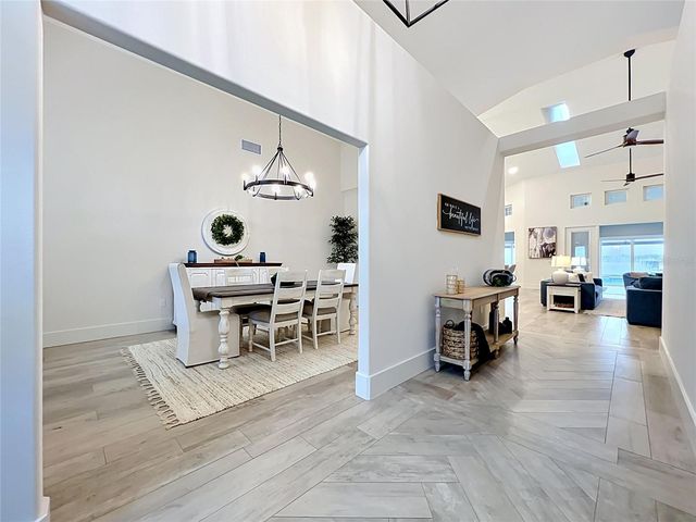 34449 PARKVIEW AVENUE, Eustis, FL 32736