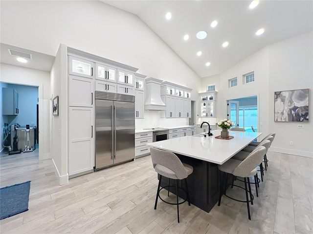34449 PARKVIEW AVENUE, Eustis, FL 32736