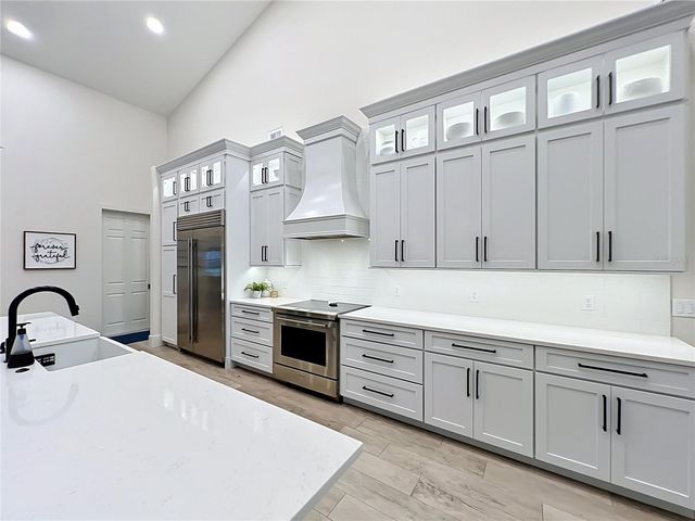 34449 PARKVIEW AVENUE, Eustis, FL 32736