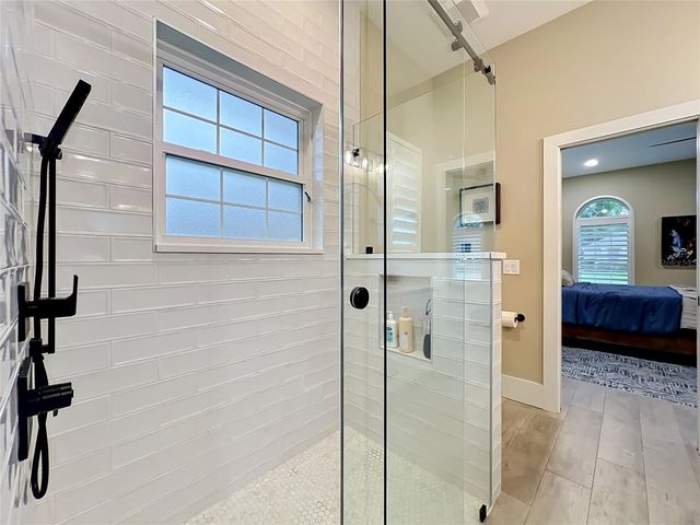 34449 PARKVIEW AVENUE, Eustis, FL 32736