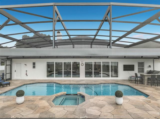 34449 PARKVIEW AVENUE, Eustis, FL 32736