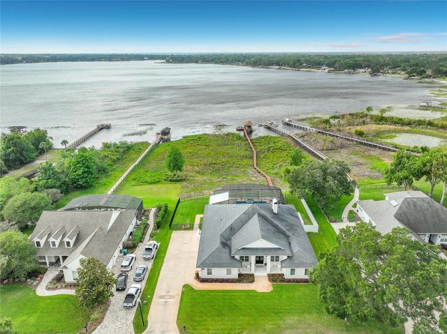 34449 PARKVIEW AVENUE, Eustis, FL 32736