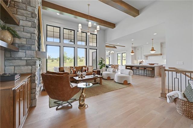 17325 Earnshaw Street, Overland Park, KS 66221