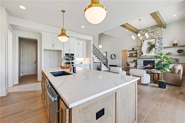 17325 Earnshaw Street, Overland Park, KS 66221