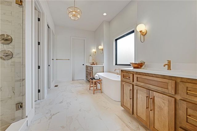 17325 Earnshaw Street, Overland Park, KS 66221