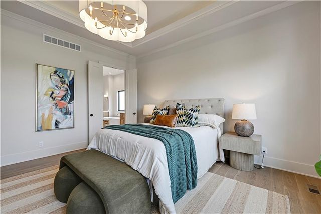 17325 Earnshaw Street, Overland Park, KS 66221