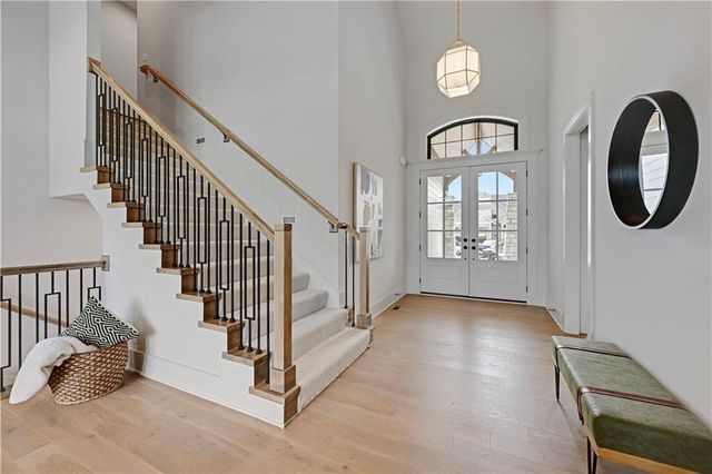17325 Earnshaw Street, Overland Park, KS 66221