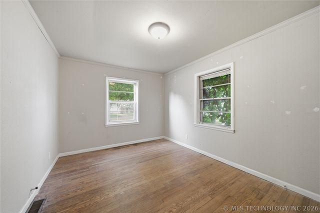 2704 E 4th Street, Tulsa, OK 74104