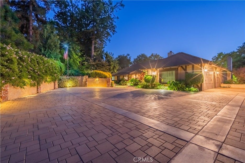 Image 1 of property listing at 2899 N Monte Verde Drive, Covina, CA 91724