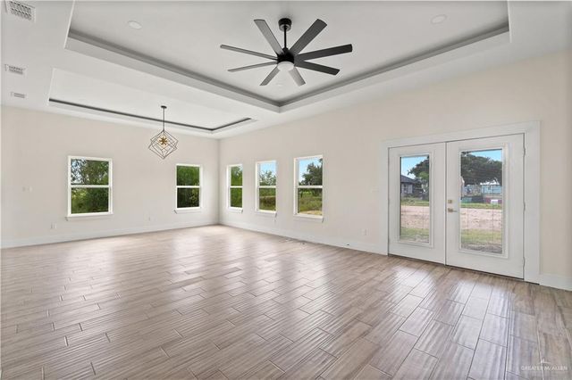 409 W La Pointe Avenue, Mission, TX 78573