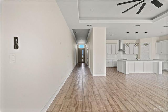 409 W La Pointe Avenue, Mission, TX 78573