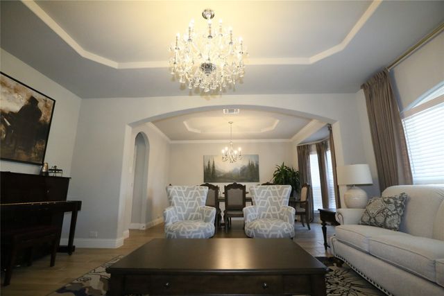 6713 Rockshire Drive, Fort Worth, TX 76123