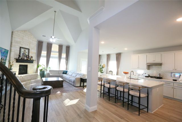 6713 Rockshire Drive, Fort Worth, TX 76123