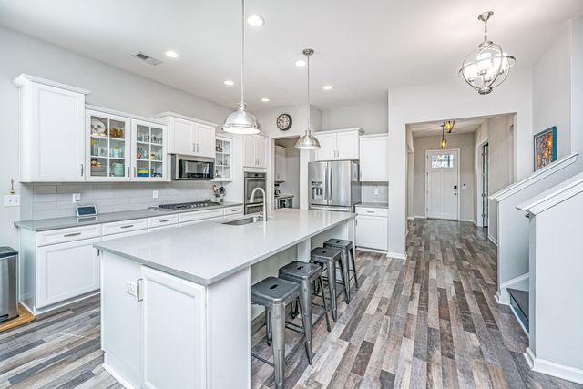 504 Ladybug Lane, Summerville, SC 29485