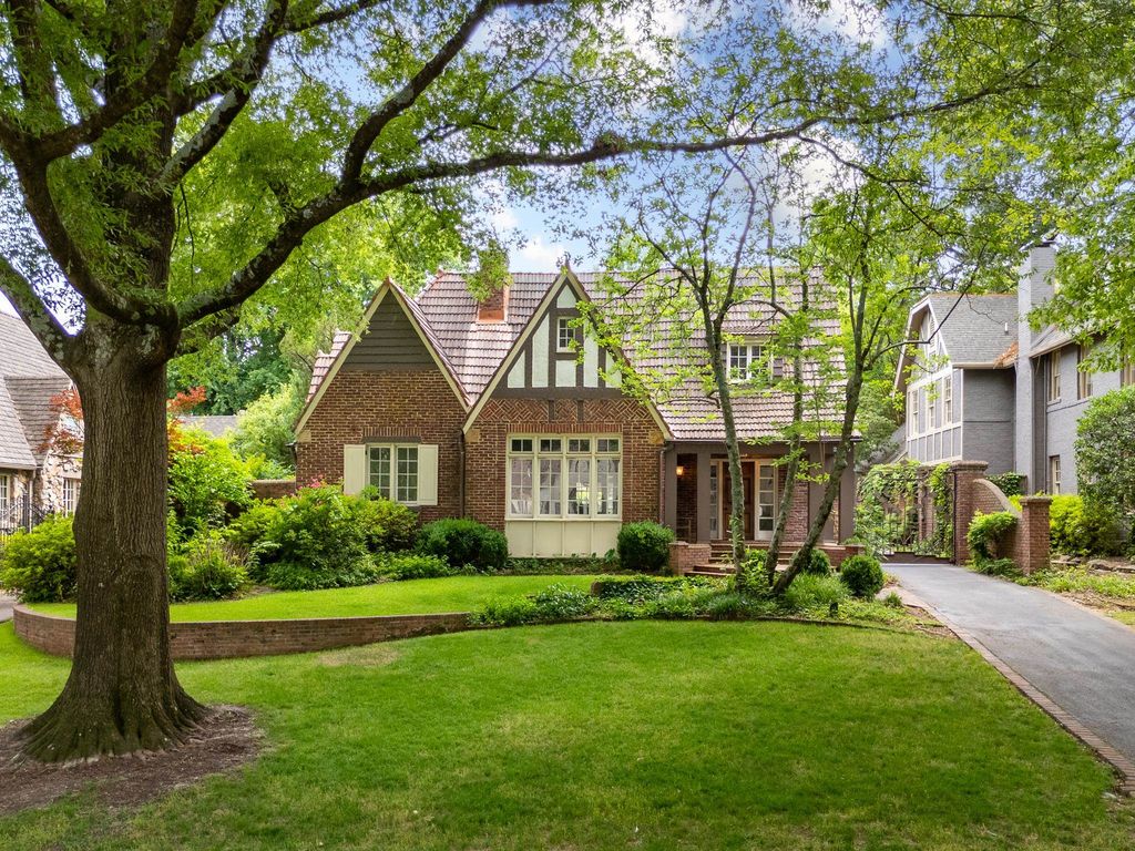 2899 IROQUOIS RD, Memphis, TN 38111
