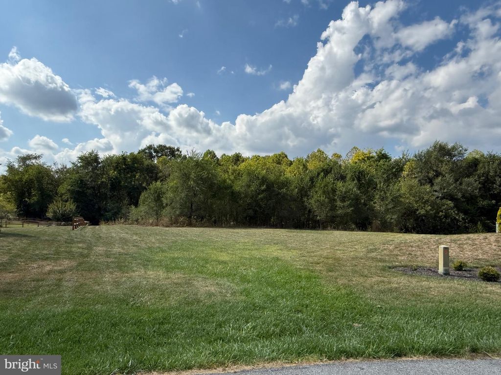 WILLOWBROOK WAY, Hagerstown, MD 21740