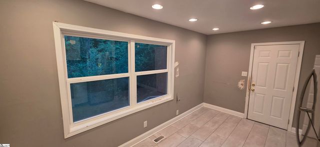 42 Shady Lane, Spartanburg, SC 29302