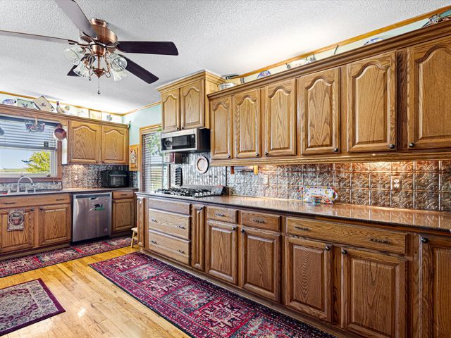 117 County Road 2646, Decatur, TX 76234