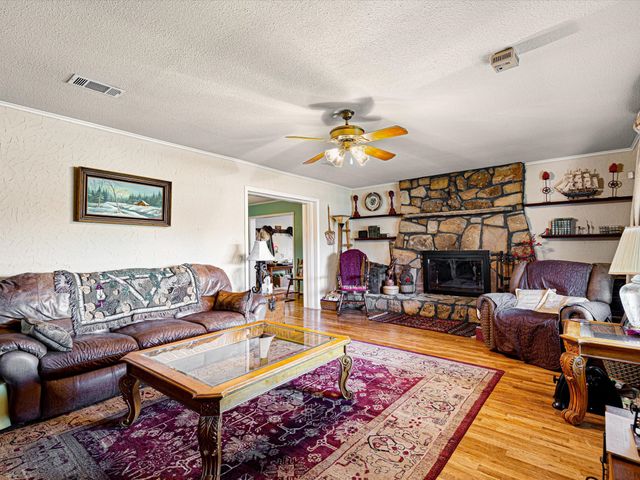 117 County Road 2646, Decatur, TX 76234