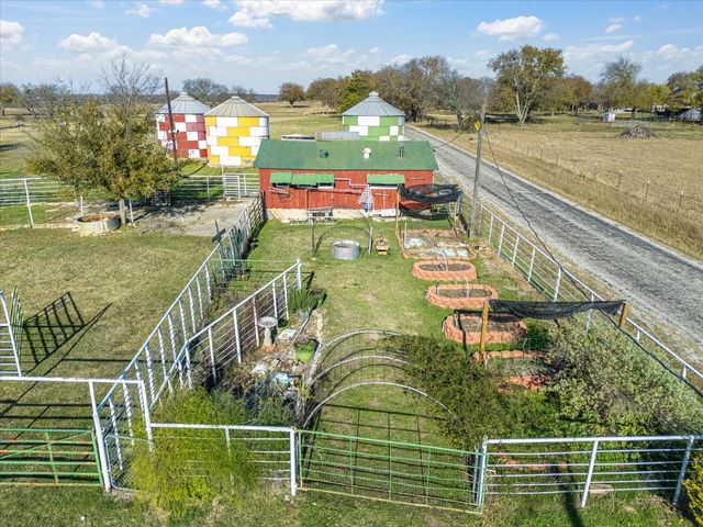 117 County Road 2646, Decatur, TX 76234