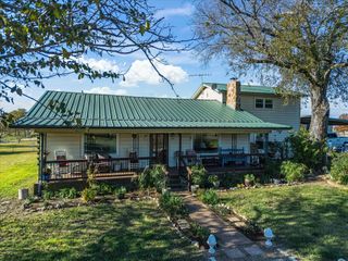 117 County Road 2646, Decatur, TX 76234