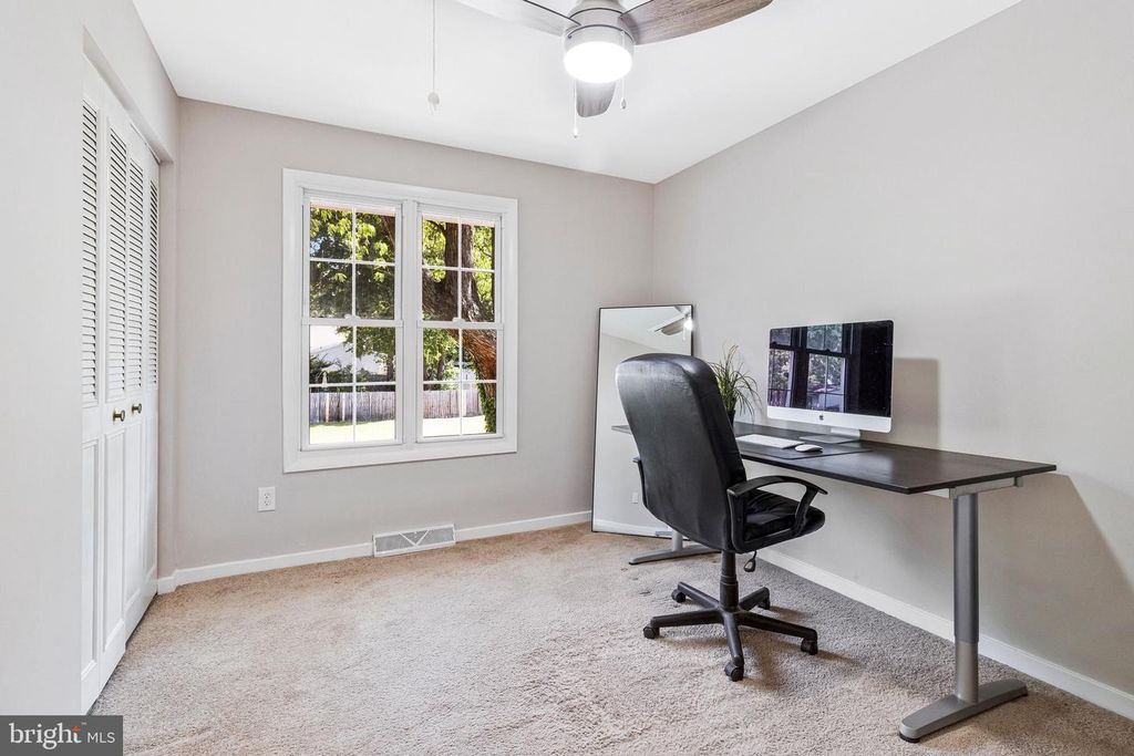 Image 11 of property listing at 7936 COVINGTON AVE, Glen Burnie, MD 21061