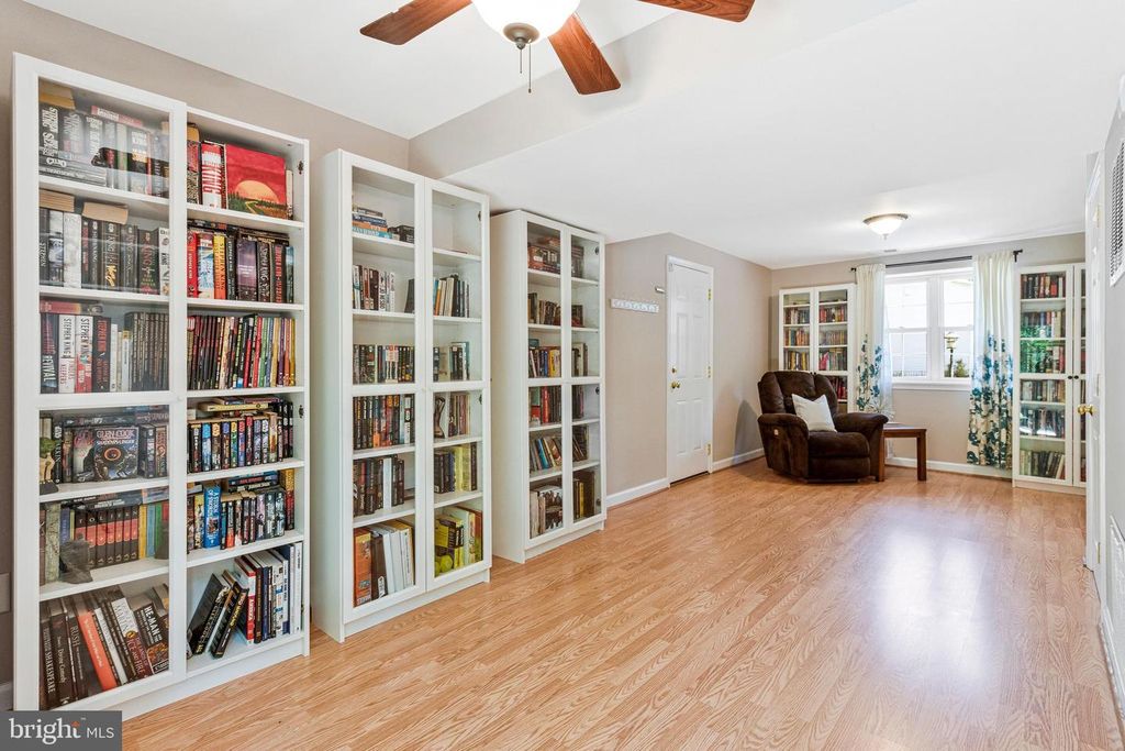 Image 18 of property listing at 7936 COVINGTON AVE, Glen Burnie, MD 21061