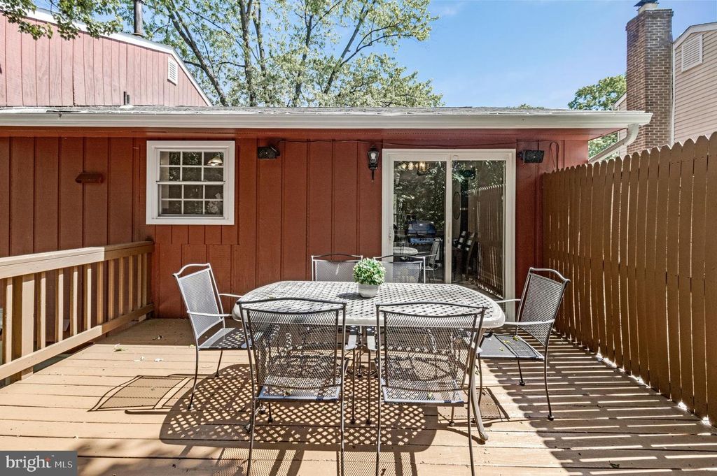 Image 25 of property listing at 7936 COVINGTON AVE, Glen Burnie, MD 21061