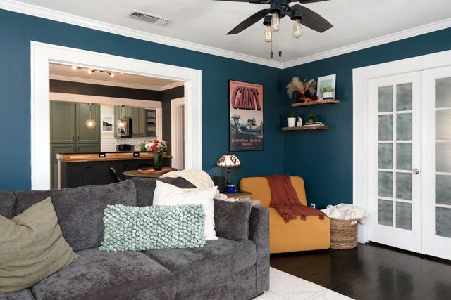 4112 Pershing Avenue, Fort Worth, TX 76107
