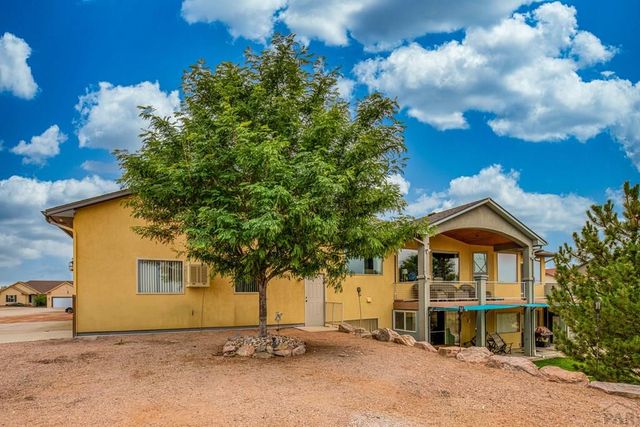1156 W Bella Casa Dr, Pueblo West, CO 81007