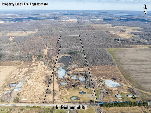 5719 N Richmond Road, Pierpont, OH 44082